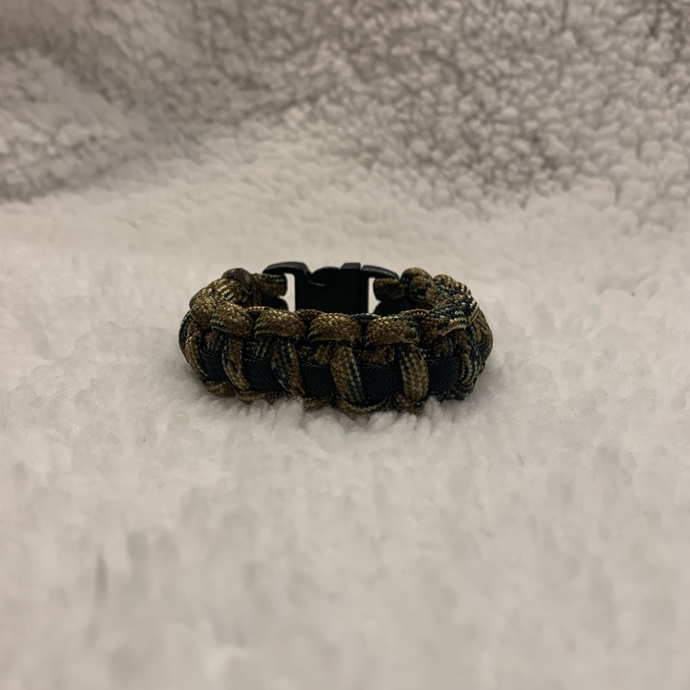 Handmade Camo and Black Paracord Bracelet